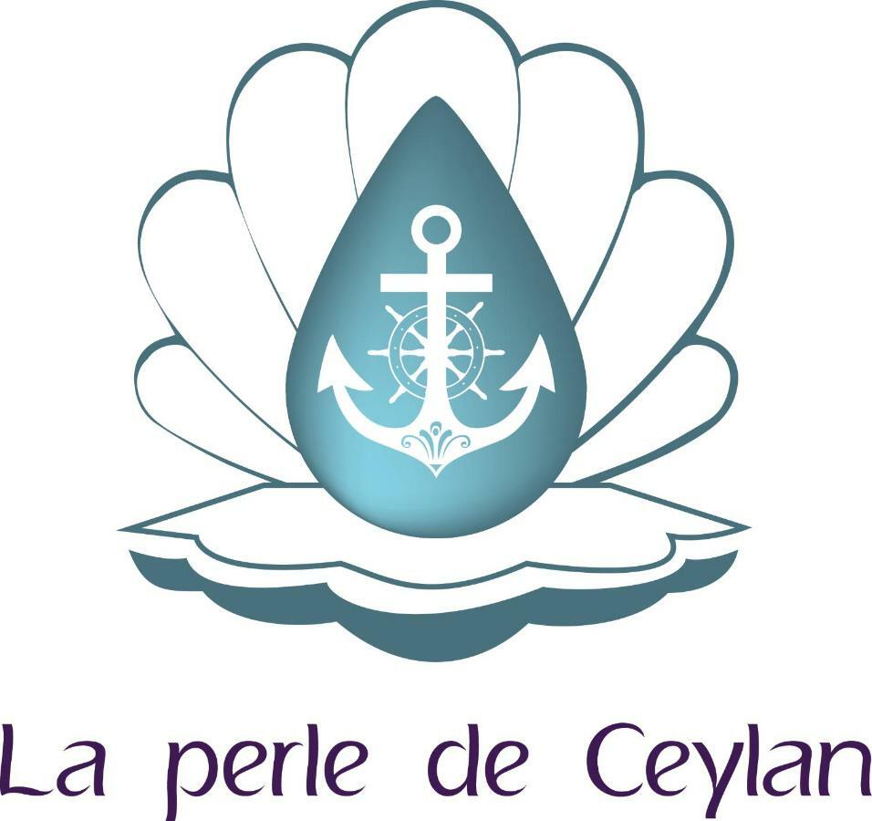 La Perle De Ceylan Hotel มงตาญัค ภายนอก รูปภาพ