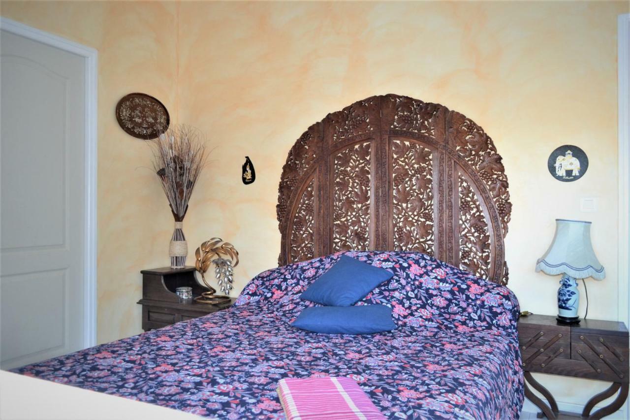 La Perle De Ceylan Hotel มงตาญัค ภายนอก รูปภาพ